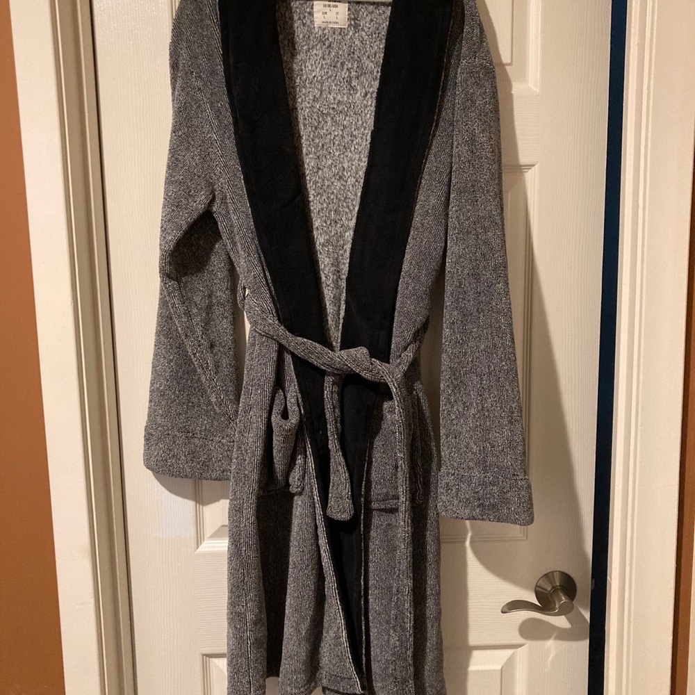 Cedar Wood State Robe
